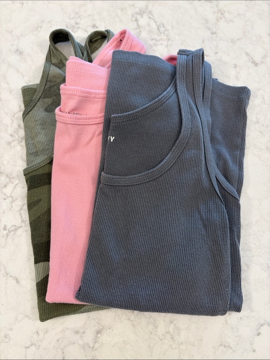Old Navy Tops - Old Navy Women's Tank Tops - Charcoal, Pink, Olive Camo